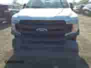 2018 Ford F-150 XL z VIN 1FTFX1EG1JKD86371, wystawiony jako IAAI lot #42617305 z przebiegiem 212 187 mil mil oraz . Historia ofert i sprzedaży dostępna na DreamBid. Obrazek 6.