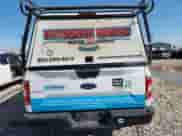 2018 Ford F-150 XL z VIN 1FTMF1CP2JKD88871, wystawiony jako Copart lot #84925525 z przebiegiem 121 981 mil mil oraz Szkoda całkowita • Salvage title. Historia ofert i sprzedaży dostępna na DreamBid. Obrazek 6.