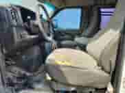 2010 Chevrolet Express Cargo z VIN 1GCZGFBG5A1132568, wystawiony jako Copart lot #60449375 z przebiegiem 293 274 mil mil oraz Czysty tytuł • Clean title. Historia ofert i sprzedaży dostępna na DreamBid. Obrazek 7.