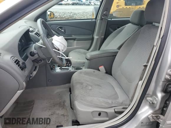 2008 Chevrolet Malibu Classic LT with VIN 1G1ZT58N68F147713, listed as a Copart auction lot 68342555 with 127,018 mi miles and Salvage title. Bid and sale history available at DreamBid. Image 7.