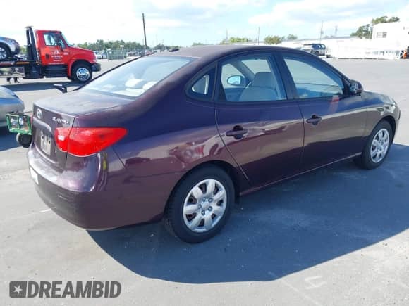 2007 Hyundai Elantra GLS z VIN KMHDU46D67U200595, wystawiony jako IAAI lot #43490828 z przebiegiem 83 952 mil mil oraz . Historia ofert i sprzedaży dostępna na DreamBid. Obrazek 4.