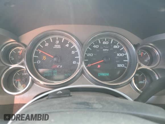 2013 Chevrolet Silverado 1500 LT with VIN 1GCRKSE71DZ141857, listed as a Copart auction lot 81350525 with 86,831 mi miles and Clean title. Bid and sale history available at DreamBid. Image 9.
