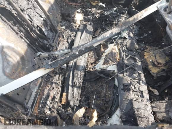 2015 BMW 5 Series 535i xDrive with VIN WBA5B3C50FD541170, listed as a IAAI auction lot 42678153 with 150,331 mi miles and . Bid and sale history available at DreamBid. Image 8.