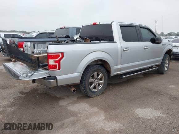 2018 Ford F-150 XL с VIN 1FTEW1CP6JKC08764, выставлен на аукционе IAAI как лот 43106030 с пробегом 142 709 миль миль и . История ставок и продаж доступна на DreamBid. Изображение 4.