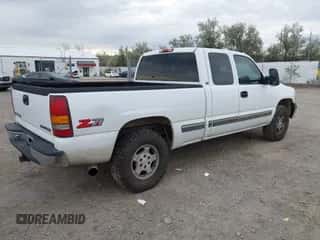 2000 Chevrolet Silverado 1500 LS z VIN 1GCEK19TXYE137190, wystawiony jako IAAI lot #43344334 z przebiegiem 248 137 mil mil oraz . Historia ofert i sprzedaży dostępna na DreamBid. Obrazek 4.