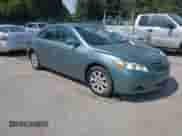 2008 Toyota Camry LE z VIN 4T1BE46K58U750360, wystawiony jako IAAI lot #43014443 z przebiegiem 209 798 mil mil oraz . Historia ofert i sprzedaży dostępna na DreamBid. Obrazek 1.