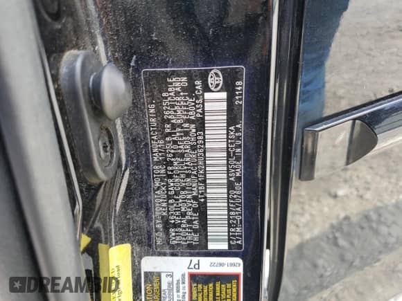 2017 Toyota Camry XLE z VIN 4T1BF1FK2HU362983, wystawiony jako Copart lot #69413905 z przebiegiem 78 982 mil mil oraz Szkoda całkowita • Salvage title. Historia ofert i sprzedaży dostępna na DreamBid. Obrazek 12.