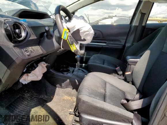 2015 Toyota Prius One z VIN JTDKDTB32F1102957, wystawiony jako Copart lot #64211175 z przebiegiem 116 200 mil mil oraz Szkoda całkowita • Salvage title. Historia ofert i sprzedaży dostępna na DreamBid. Obrazek 7.