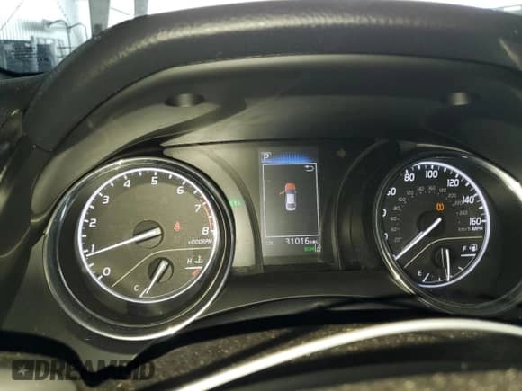 2019 Toyota Camry SE z VIN 4T1B11HK0KU761393, wystawiony jako Copart lot #82179845 z przebiegiem 31 016 mil mil oraz Szkoda całkowita • Salvage title. Historia ofert i sprzedaży dostępna na DreamBid. Obrazek 9.