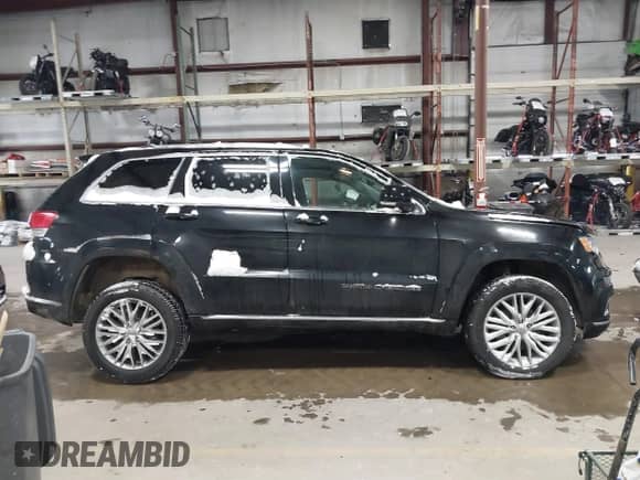2017 Jeep Grand Cherokee Summit с VIN 1C4RJFJG9HC759405, выставлен на аукционе IAAI как лот 41374933 с пробегом 98 523 миль миль и . История ставок и продаж доступна на DreamBid. Изображение 13.