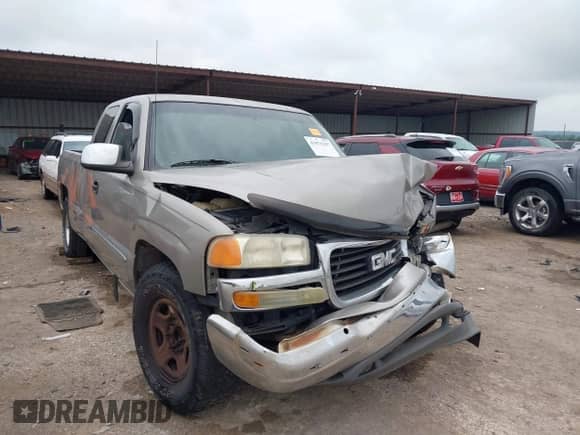 2002 GMC Sierra 1500 SLE с VIN 2GTEC19V121171588, выставлен на аукционе IAAI как лот 43076307 с пробегом 117 879 миль миль и . История ставок и продаж доступна на DreamBid. Изображение 1.