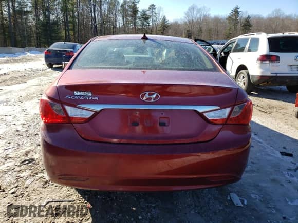 2012 Hyundai Sonata GLS z VIN 5NPEB4ACXCH402342, wystawiony jako Copart lot #42723945 z przebiegiem 171 439 mil mil oraz Czysty tytuł • Clean title. Historia ofert i sprzedaży dostępna na DreamBid. Obrazek 6.