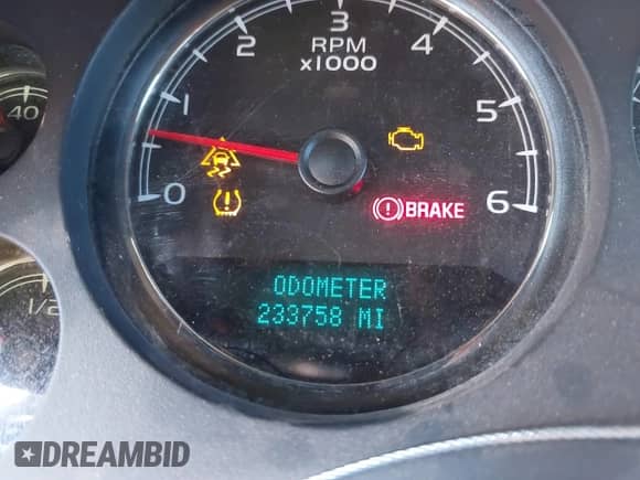 2007 Chevrolet Tahoe LT с VIN 1GNFC13J97R109677, выставлен на аукционе IAAI как лот 42493268 с пробегом 233 758 миль миль и . История ставок и продаж доступна на DreamBid. Изображение 7.