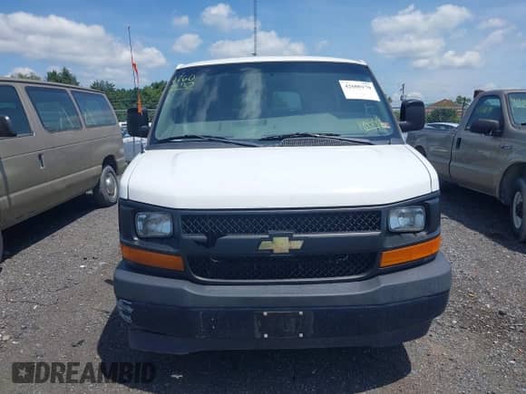 2017 Chevrolet Express Passenger LS с VIN 1GAZGNFF9H1184588, выставлен на аукционе IAAI как лот 42600170 с пробегом 430 992 миль миль и . История ставок и продаж доступна на DreamBid. Изображение 12.