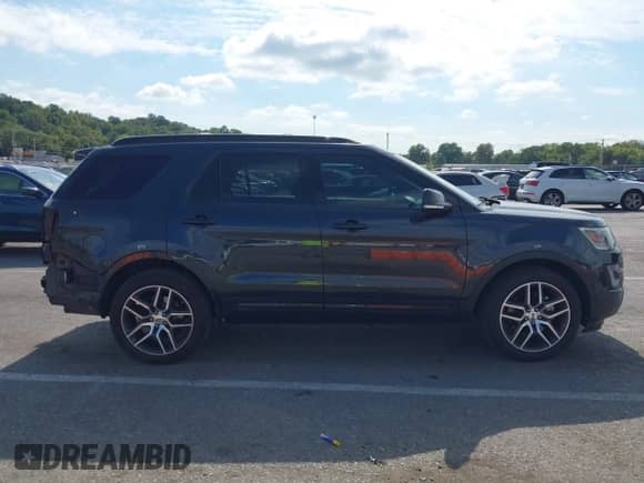 2017 Ford Explorer Sport with VIN 1FM5K8GT0HGB91190, listed as a IAAI auction lot 43382716 with 130,898 mi miles and . Bid and sale history available at DreamBid. Image 13.