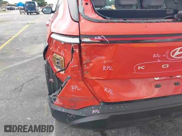 2024 Hyundai Kona SEL с VIN KM8HB3AB6RU137864, выставлен на аукционе IAAI как лот 43223612 с пробегом 18 959 миль миль и . История ставок и продаж доступна на DreamBid. Изображение 18.