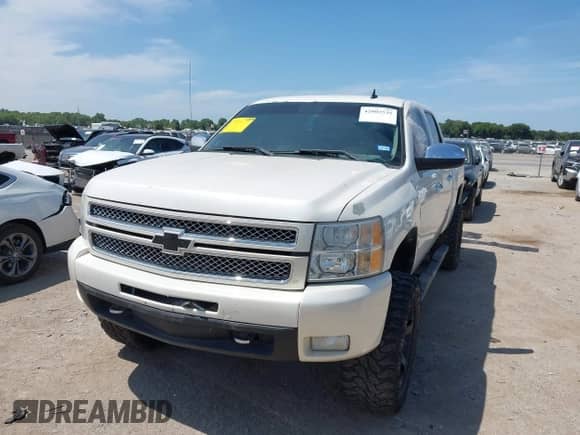 2012 Chevrolet Silverado 1500 LTZ z VIN 3GCPKTE71CG232543, wystawiony jako IAAI lot #42803535 z przebiegiem 154 377 mil mil oraz . Historia ofert i sprzedaży dostępna na DreamBid. Obrazek 2.