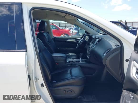 2019 Nissan Pathfinder SV z VIN 5N1DR2MN7KC603548, wystawiony jako IAAI lot #42536941 z przebiegiem 115 970 mil mil oraz . Historia ofert i sprzedaży dostępna na DreamBid. Obrazek 5.