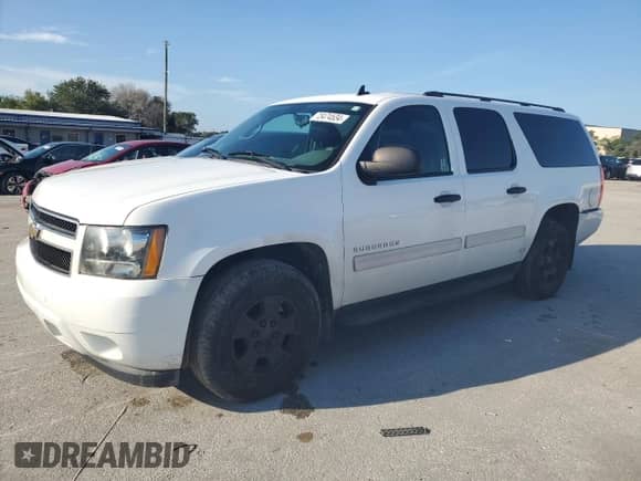 2010 Chevrolet Suburban Commercial z VIN 1GNUKHE30AR203715, wystawiony jako Copart lot #73474534 z przebiegiem 245 860 mil mil oraz Szkoda całkowita • Salvage title. Historia ofert i sprzedaży dostępna na DreamBid. Obrazek 1.