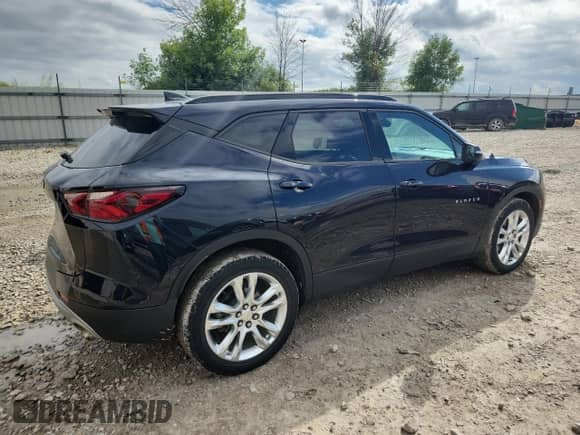2020 Chevrolet Blazer LT with VIN 3GNKBJRS9LS611212, listed as a Copart auction lot 69813965 with 48,620 mi miles and Salvage title. Bid and sale history available at DreamBid. Image 3.