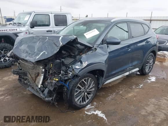 2019 Hyundai Tucson Sport z VIN KM8J33AL2KU949773, wystawiony jako IAAI lot #41711931 z przebiegiem 100 345 mil mil oraz . Historia ofert i sprzedaży dostępna na DreamBid. Obrazek 2.