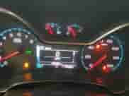 2017 Chevrolet Impala LT z VIN 2G1105S3XH9159014, wystawiony jako Copart lot #66885915 z przebiegiem 218 495 mil mil oraz Szkoda całkowita • Salvage title. Historia ofert i sprzedaży dostępna na DreamBid. Obrazek 9.