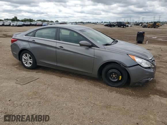 2013 Hyundai Sonata GLS with VIN 5NPEB4AC2DH647797, listed as a Copart auction lot 69464945 with 137,268 mi miles and Salvage title. Bid and sale history available at DreamBid. Image 4.