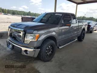 2014 Ford F-150 XL с VIN 1FTEX1CM1EFC53029, выставлен на аукционе Copart как лот 71321015 с пробегом 180 042 миль миль и Списание • Salvage title. История ставок и продаж доступна на DreamBid. Изображение 1.