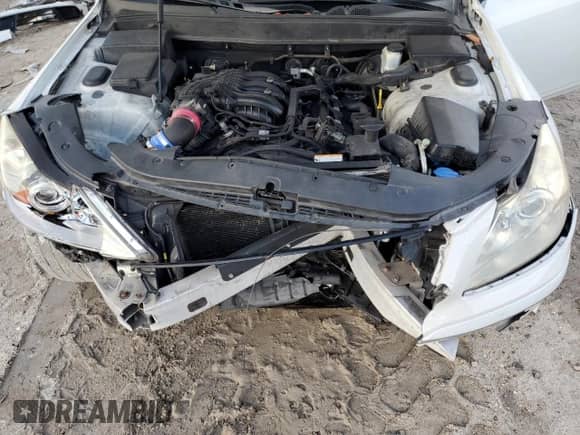 2011 Hyundai Genesis z VIN KMHGC4DE8BU123085, wystawiony jako Copart lot #74432394 z przebiegiem 108 232 mil mil oraz Szkoda całkowita • Salvage title. Historia ofert i sprzedaży dostępna na DreamBid. Obrazek 11.