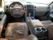 2005 Ford F-150 XLT z VIN 1FTPW145X5KF08223, wystawiony jako Copart lot #81624325 z przebiegiem 211 011 mil mil oraz Szkoda całkowita • Salvage title. Historia ofert i sprzedaży dostępna na DreamBid. Obrazek 8.