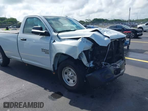 2022 Ram 1500 Tradesman с VIN 3C6JR6DG1NG300872, выставлен на аукционе IAAI как лот 42255745 с пробегом 30 727 миль миль и . История ставок и продаж доступна на DreamBid. Изображение 17.