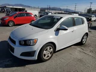 2014 Chevrolet Sonic LS с VIN 1G1JB6SHXE4192752, выставлен на аукционе Copart как лот 86846494 с пробегом 158 690 миль миль и Списание • Salvage title. История ставок и продаж доступна на DreamBid. Изображение 1.