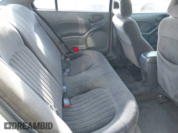 2000 Pontiac Grand Am GT z VIN 1G2NW52E9YM800122, wystawiony jako IAAI lot #41337074 z przebiegiem 235 640 mil mil oraz . Historia ofert i sprzedaży dostępna na DreamBid. Obrazek 8.