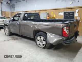 2014 Chevrolet Silverado 1500 Work Truck z VIN 1GCNKPEH0EZ172443, wystawiony jako Copart lot #81852075 z przebiegiem 143 921 mil mil oraz Szkoda całkowita • Salvage title. Historia ofert i sprzedaży dostępna na DreamBid. Obrazek 2.