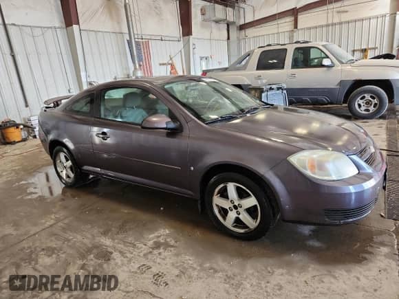 2006 Chevrolet Cobalt LT z VIN 1G1AL15F167706224, wystawiony jako Copart lot #85127995 z przebiegiem 115 352 mil mil oraz Nie do naprawy • Non repairable. Historia ofert i sprzedaży dostępna na DreamBid. Obrazek 4.