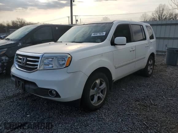 2014 Honda Pilot EX-L with VIN 5FNYF4H71EB055401, listed as a Copart auction lot 48327825 with Not provided miles and Clean title. Bid and sale history available at DreamBid. Image 1.
