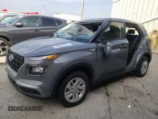 2023 Hyundai Venue SE с VIN KMHRB8A38PU217822, выставлен на аукционе Copart как лот 59035353 с пробегом 3 428 миль миль и . История ставок и продаж доступна на DreamBid. Изображение 1.