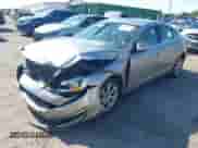 2016 Volvo S60 T5 Drive-E Premier z VIN YV126MFK3G2392066, wystawiony jako IAAI lot #42210232 z przebiegiem 80 097 mil mil oraz . Historia ofert i sprzedaży dostępna na DreamBid. Obrazek 20.