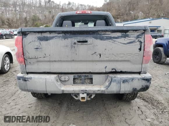 2020 Toyota Tundra SR5 with VIN 5TFDY5F10LX905664, listed as a Copart auction lot 43114045 with 59,322 mi miles and Salvage title. Bid and sale history available at DreamBid. Image 6.