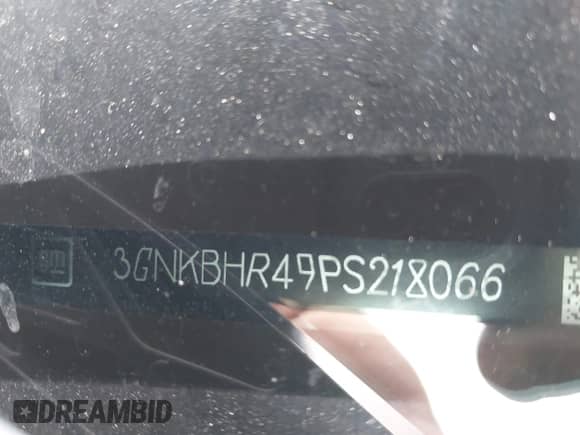 2023 Chevrolet Blazer LT z VIN 3GNKBHR49PS218066, wystawiony jako IAAI lot #42693176 z przebiegiem 21 409 mil mil oraz . Historia ofert i sprzedaży dostępna na DreamBid. Obrazek 17.