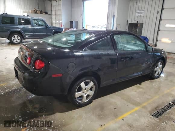 2010 Chevrolet Cobalt z VIN 1G1AC1F54A7222269, wystawiony jako Copart lot #89129865 z przebiegiem 220 232 mil mil oraz Szkoda całkowita • Salvage title. Historia ofert i sprzedaży dostępna na DreamBid. Obrazek 3.