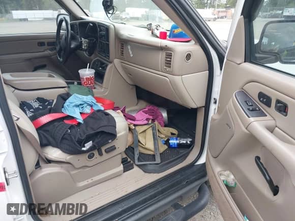 2004 Chevrolet Tahoe LS с VIN 1GNEK13Z44R249829, выставлен на аукционе IAAI как лот 42267139 с пробегом 200 178 миль миль и . История ставок и продаж доступна на DreamBid. Изображение 5.