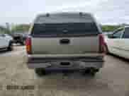 2002 Chevrolet Silverado 2500HD LS z VIN 1GCHK23G22F104183, wystawiony jako Copart lot #78802324 z przebiegiem Nie podano mil oraz Szkoda całkowita • Salvage title. Historia ofert i sprzedaży dostępna na DreamBid. Obrazek 6.