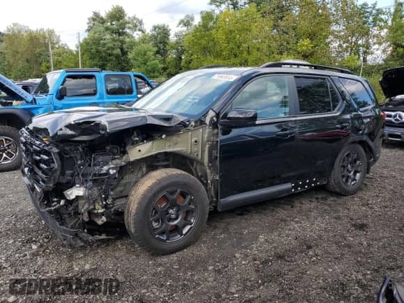 2023 Honda Pilot TrailSport с VIN 5FNYG1H69PB058097, выставлен на аукционе Copart как лот 71993855 с пробегом Не указан миль и Списание • Salvage title. История ставок и продаж доступна на DreamBid. Изображение 1.