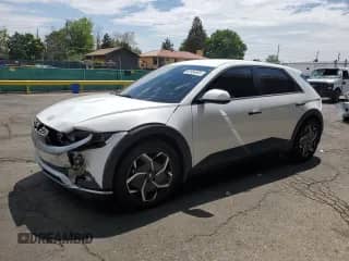 2022 Hyundai Ioniq 5 SE с VIN KM8KMDAF0NU095713, выставлен на аукционе Copart как лот 62504855 с пробегом 100 908 миль миль и Списание • Salvage title. История ставок и продаж доступна на DreamBid. Изображение 1.