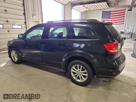 2017 Dodge Journey SXT with VIN 3C4PDDBGXHT512819, listed as a Copart auction lot 82601535 with 109,243 mi miles and Clean title. Bid and sale history available at DreamBid. Image 2.