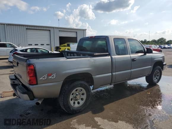 2006 Chevrolet Silverado 1500 LT1 with VIN 1GCEK19V56Z229959, listed as a Copart auction lot 54714485 with 279,209 mi miles and Salvage title. Bid and sale history available at DreamBid. Image 3.