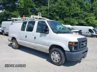 2014 Ford Econoline Cargo Commercial с VIN 1FTNE1EW8EDA98589, выставлен на аукционе IAAI как лот 42529081 с пробегом 186 595 миль миль и . История ставок и продаж доступна на DreamBid. Изображение 1.
