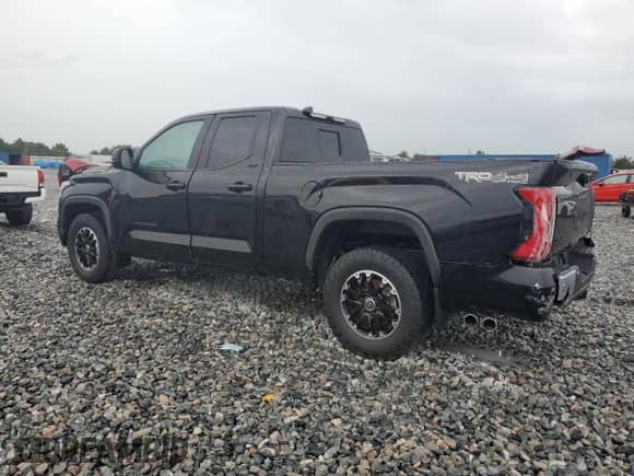 2023 Toyota Tundra SR5 z VIN 5TFLA5DA8PX100567, wystawiony jako Copart lot #80163425 z przebiegiem Nie podano mil oraz Szkoda całkowita • Salvage title. Historia ofert i sprzedaży dostępna na DreamBid. Obrazek 2.