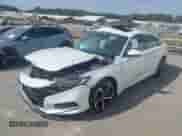 2019 Honda Accord Sport z VIN 1HGCV2F39KA034657, wystawiony jako IAAI lot #43300418 z przebiegiem 54 467 mil mil oraz . Historia ofert i sprzedaży dostępna na DreamBid. Obrazek 2.